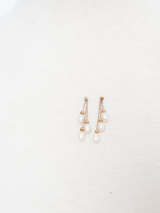 Vintage x 10K GOLD Triple Pearl Drop Earrings