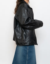 Load image into Gallery viewer, Vintage x GAP Genuine Leather Faded Jacket (XS-M)