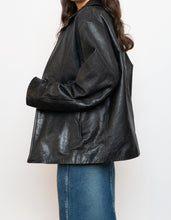 Load image into Gallery viewer, Vintage x GAP Genuine Leather Faded Jacket (XS-M)