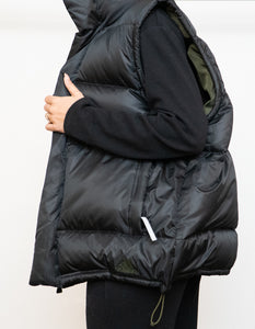 Vintage x ADIDAS Black, Army Green-lined Down Puffer Vest (S-L)