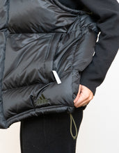 Load image into Gallery viewer, Vintage x ADIDAS Black, Army Green-lined Down Puffer Vest (S-L)