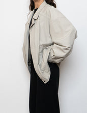 Load image into Gallery viewer, Vintage x Baggy Beige Jacket (XS-XL)