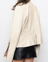 Load image into Gallery viewer, Vintage x Made in India x DANIER Cream Butter Leather Zipper Jacket (M, L)