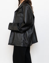 Load image into Gallery viewer, Vintage x Black Buttoned Oversized Leather Jacket (M-XL)