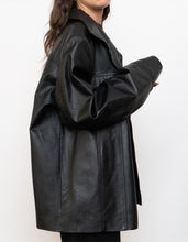 Load image into Gallery viewer, Vintage x Black Buttoned Oversized Leather Jacket (M-XL)
