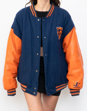 Load image into Gallery viewer, Vintage x Made in Korea x CHICAGO BEARS Felt Jacket (L)