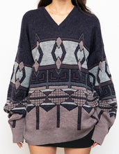 Load image into Gallery viewer, Vintage x Made in Canada x Purple Wool-blend Patterned Sweater (S-XL)
