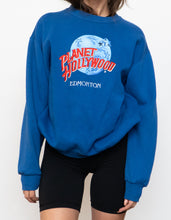 Load image into Gallery viewer, Vintage x Made in USA x PLANET HOLLYWOOD Edmonton Crewneck (M)