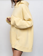 Load image into Gallery viewer, Vintage x RUSSELL Pale Yellow Hoodie (XL)