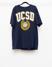 Load image into Gallery viewer, Vintage x Made in USA x RUSSELL UOC Tee (XL)