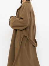 Load image into Gallery viewer, Vintage x Made in Canada x HARRY ROSEN Camel Wool &amp; Cashmere Coat (XS-L)