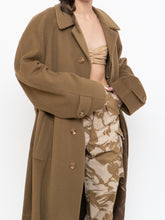 Load image into Gallery viewer, Vintage x Made in Canada x HARRY ROSEN Camel Wool &amp; Cashmere Coat (XS-L)