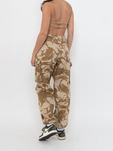 Load image into Gallery viewer, Vintage x Desert Camo Cargo Pant (M, L)