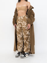 Load image into Gallery viewer, Vintage x Desert Camo Cargo Pant (M, L)