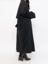 Load image into Gallery viewer, Vintage x Made in Canada x WEATHERMAN Black Trench (S-L)