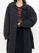 Load image into Gallery viewer, Vintage x Made in Canada x WEATHERMAN Black Trench (S-L)