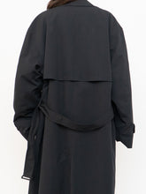 Load image into Gallery viewer, Vintage x Made in Canada x WEATHERMAN Black Trench (S-L)