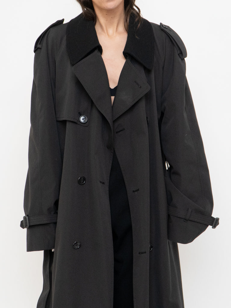 Vintage x Made in Canada x LONDON FOG Black Lined Trench  (42R)