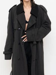 Vintage x Made in Canada x LONDON FOG Black Lined Trench  (42R)