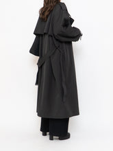 Load image into Gallery viewer, Vintage x Made in Canada x LONDON FOG Black Lined Trench  (42R)