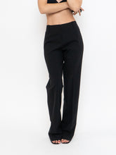 Load image into Gallery viewer, Vintage x Made in Slovania x HUGO BOSS Pleated Wool-blend Dress Pant (M, Tall)