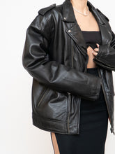 Load image into Gallery viewer, Vintage x Made in Pakistan x DANIER LEATHER Black Leather Mint Condition Biker Jacket (S-L)