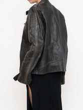 Load image into Gallery viewer, Vintage x Made in Pakistan x Black, Brown Faded Striped Leather Biker Jacket (XS-M)