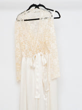 Load image into Gallery viewer, Cream Lace and Satin Slip and Robe Set (