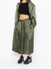 Load image into Gallery viewer, Vintage x Olive Green Pure Silk Set (L, XL)
