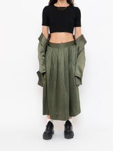 Load image into Gallery viewer, Vintage x Olive Green Pure Silk Set (L, XL)