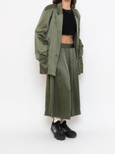 Load image into Gallery viewer, Vintage x Olive Green Pure Silk Set (L, XL)