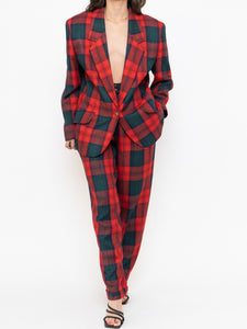Vintage x Made in Canada x Red & Green Plaid Blazer Set (M)