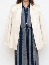 Load image into Gallery viewer, Vintage x Made in Canada x Cream Cotton Blazer (S, M)