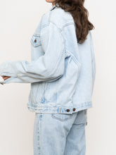 Load image into Gallery viewer, Vintage x LEVI&#39;S Lightwash Denim Jacket (S-L)