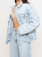 Load image into Gallery viewer, Vintage x LEVI&#39;S Lightwash Denim Jacket (S-L)