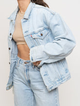 Load image into Gallery viewer, Vintage x LEVI&#39;S Lightwash Denim Jacket (S-L)
