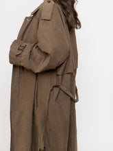 Load image into Gallery viewer, Vintage x Brown Soft Belted Trench (S-XL)