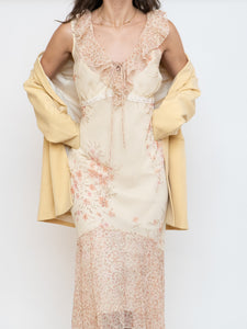 Vintage x Pale Yellow Floral Chiffon Dress (M, L)