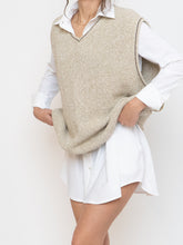 Load image into Gallery viewer, Vintage x Made in USA x EDDIE BAUER Oatmeal Cotton Knit Vest (S-L)