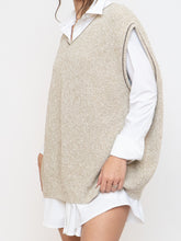 Load image into Gallery viewer, Vintage x Made in USA x EDDIE BAUER Oatmeal Cotton Knit Vest (S-L)