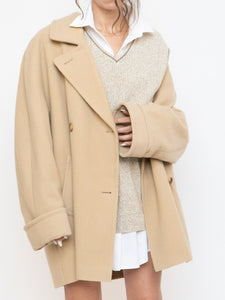 Vintage x Made in UK x MARKS AND SPENCER Soft Pure Wool Beige Coat (XS-XL)