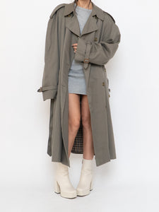 Vintage x Made in Canada x AQUASCUTUM OF LONDON Neutral Trench Coat (S-XL)