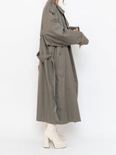 Load image into Gallery viewer, Vintage x Made in Canada x AQUASCUTUM OF LONDON Neutral Trench Coat (S-XL)