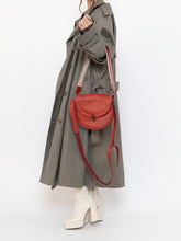 Load image into Gallery viewer, Vintage x Made in Canada x AQUASCUTUM OF LONDON Neutral Trench Coat (S-XL)