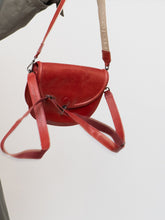 Load image into Gallery viewer, AUNTS &amp; UNCLES x Red Leather Shoulder Purse