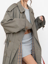 Load image into Gallery viewer, Vintage x Made in Canada x AQUASCUTUM OF LONDON Neutral Trench Coat (S-XL)