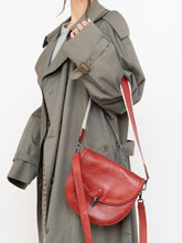 Load image into Gallery viewer, AUNTS &amp; UNCLES x Red Leather Shoulder Purse