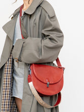 Load image into Gallery viewer, AUNTS &amp; UNCLES x Red Leather Shoulder Purse