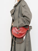 Load image into Gallery viewer, AUNTS &amp; UNCLES x Red Leather Shoulder Purse