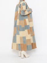 Load image into Gallery viewer, Vintage x WILSONS LEATHER x Beige, Blue Patchwork Suede Coat (S-L)